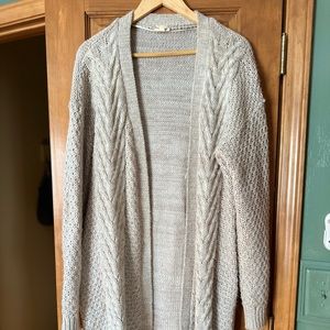 Long cozy cardigan. From a boutique. Pockets. Warm